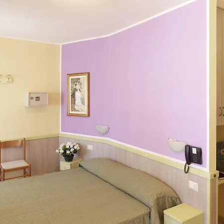 Arco Romana 3* Milán